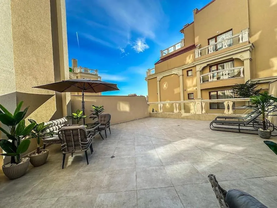 Seaside Sunset - Free Parking Apartment Golden Sands